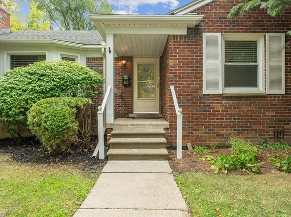 316 Chalfonte Ave, Grosse Pointe Farms, MI 48236