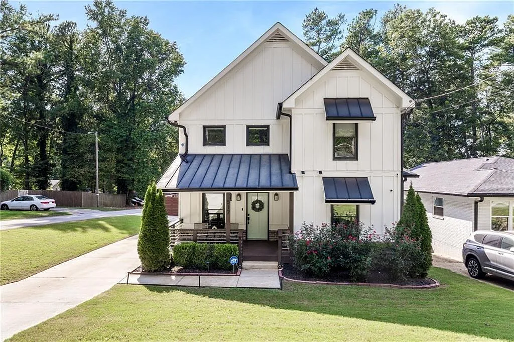 5 bed, 3.0 bath, 2588 sqft, $3,900 — Photo 1