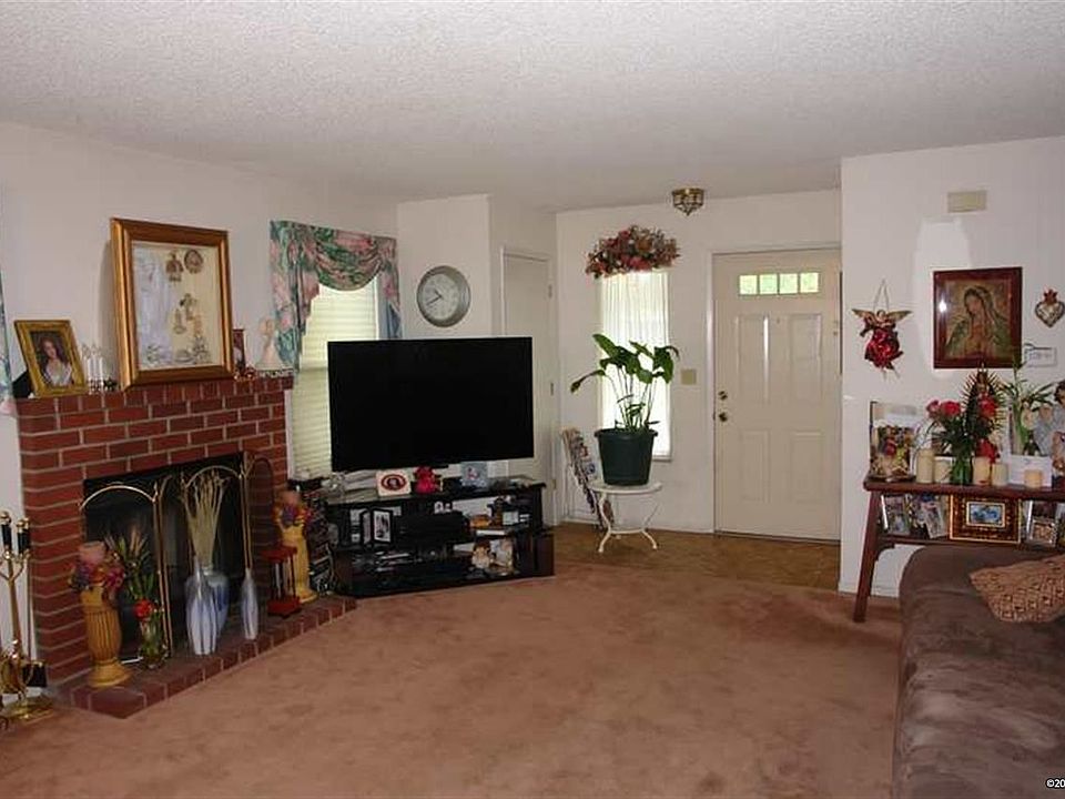 1st image of 1647 Noreen Dr