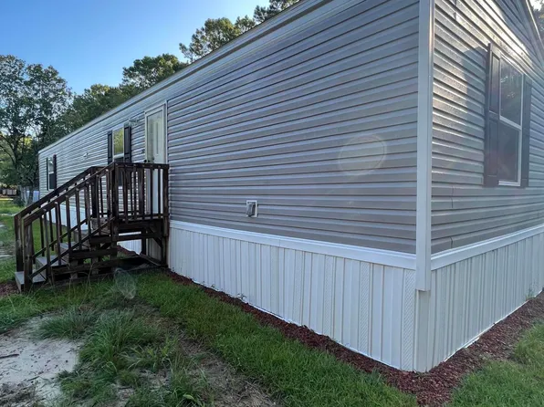 2204 Red Bud Road SW, Supply, NC 28462