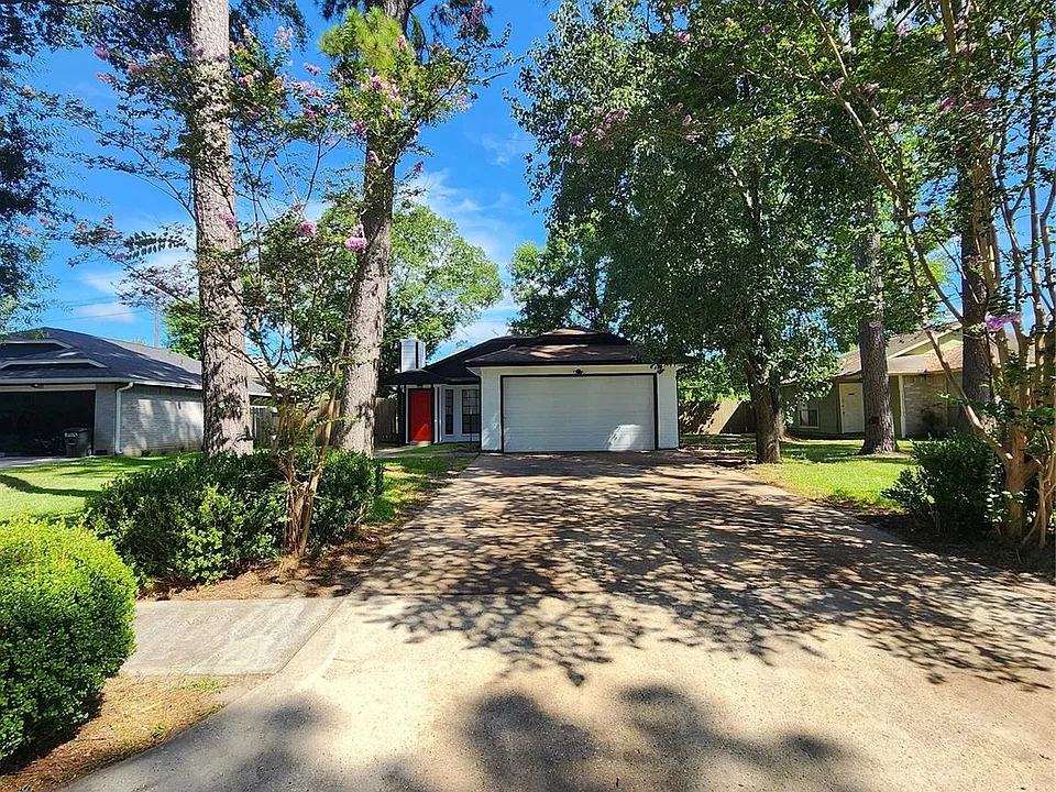 5003 Maurita Dr