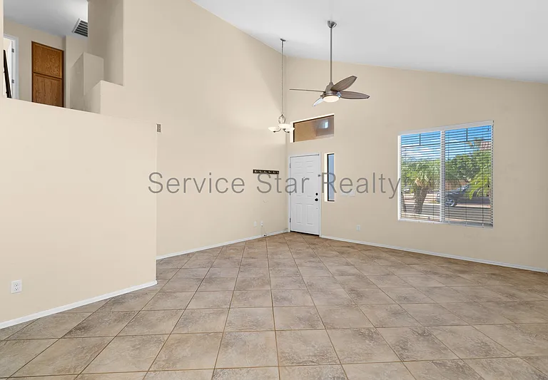 15957 W Cottonwood St — Photo 4