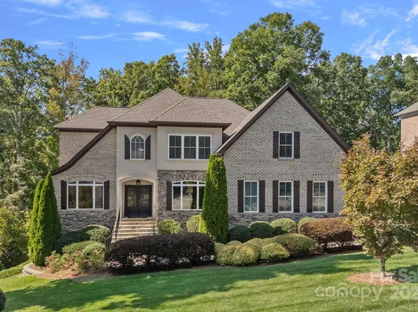 2273 Pine Valley Dr, Denver, NC 28037