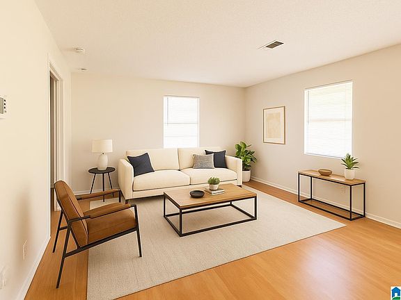 3rd image of 678 Cummins Ave