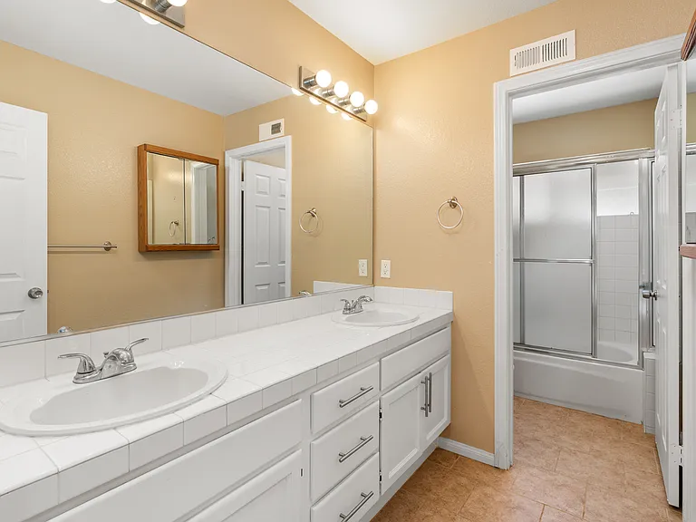 4626 Tarantella Ln — Photo 23