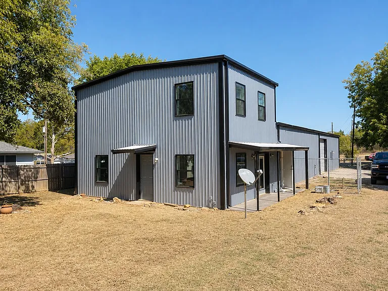 2914 W Morton St — Photo 26