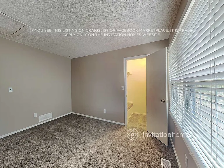 12053 Ivanhoe Cir — Photo 15
