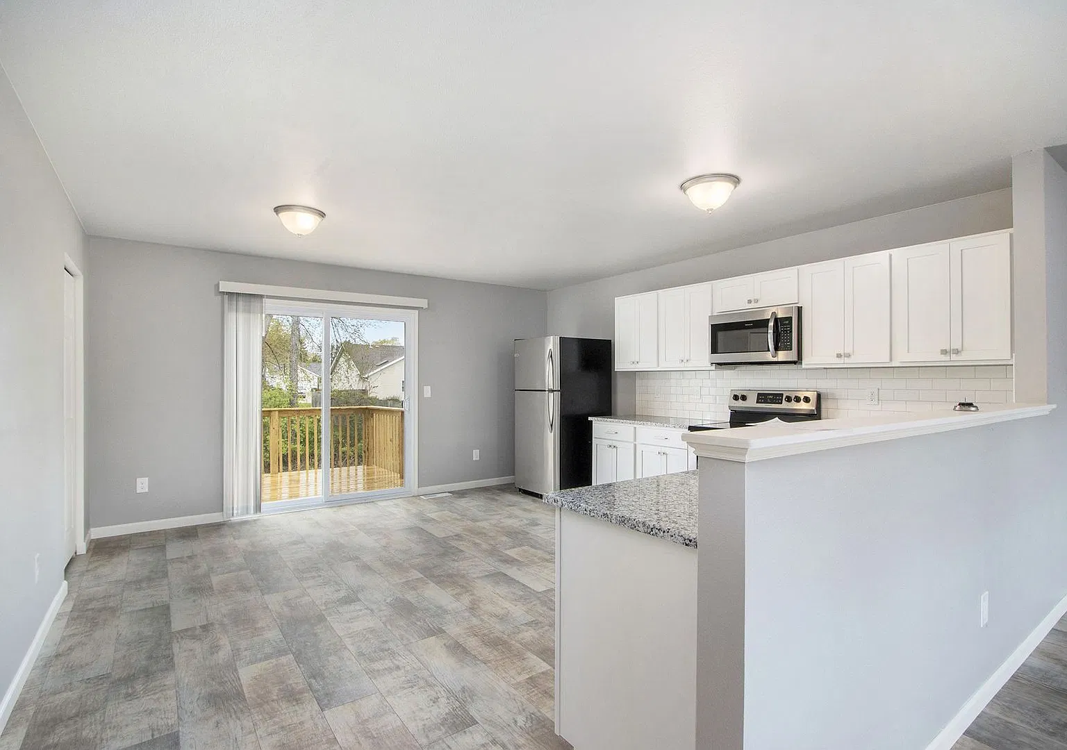 1108 River Oaks Dr — Photo 4