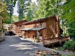 974 Dogwood Dr, Maggie Valley, NC 28751