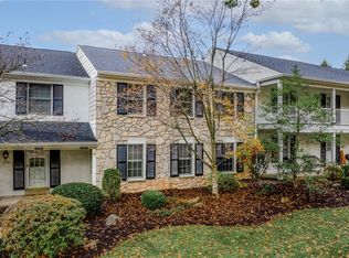 110 Roscommon Pl, Mcmurray, PA