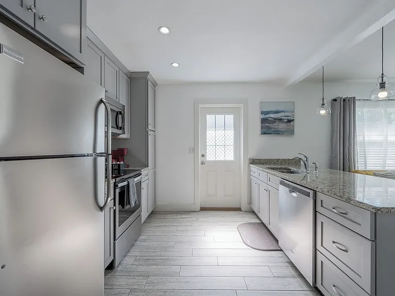 2915 Remington St #2915 — Photo 10