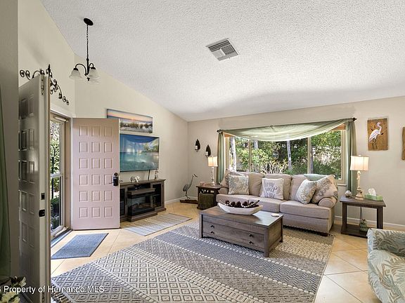 5th image of 6713 Oak Cluster Cir