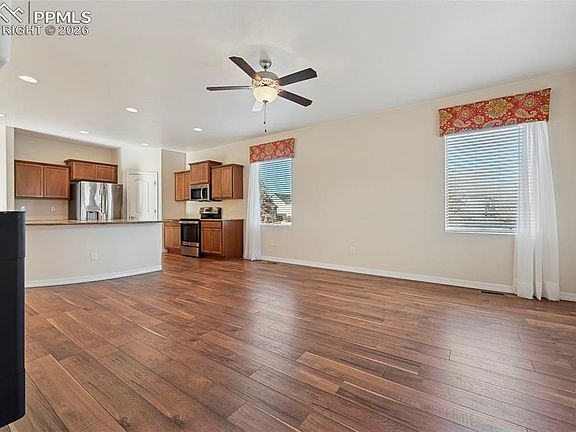 5th image of 6549 Shadow Hill Ln