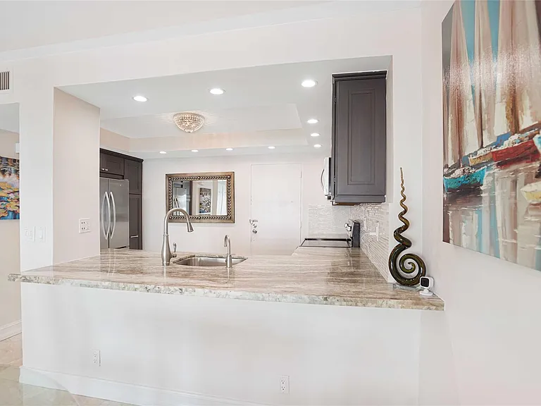 3430 Galt Ocean Dr #304 — Photo 22
