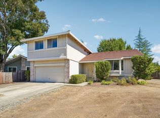 300 Stirrup Court, Santa Rosa, CA 95403
