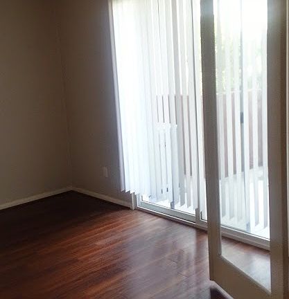 Entry bedroom or study