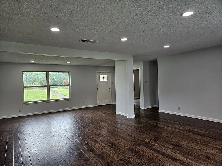 3403 Graybuck Rd — Photo 5
