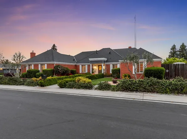 3701 Apple Hill Rd, Modesto, CA 95355