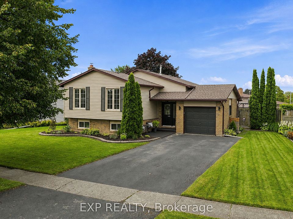 1st image of 72 Acadia Dr