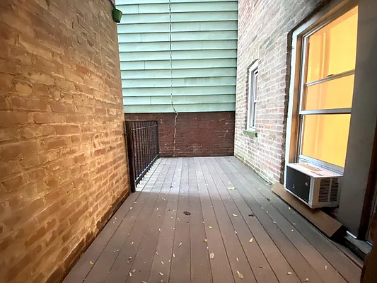 Rented by FirstService Realty (legacy) | media 9