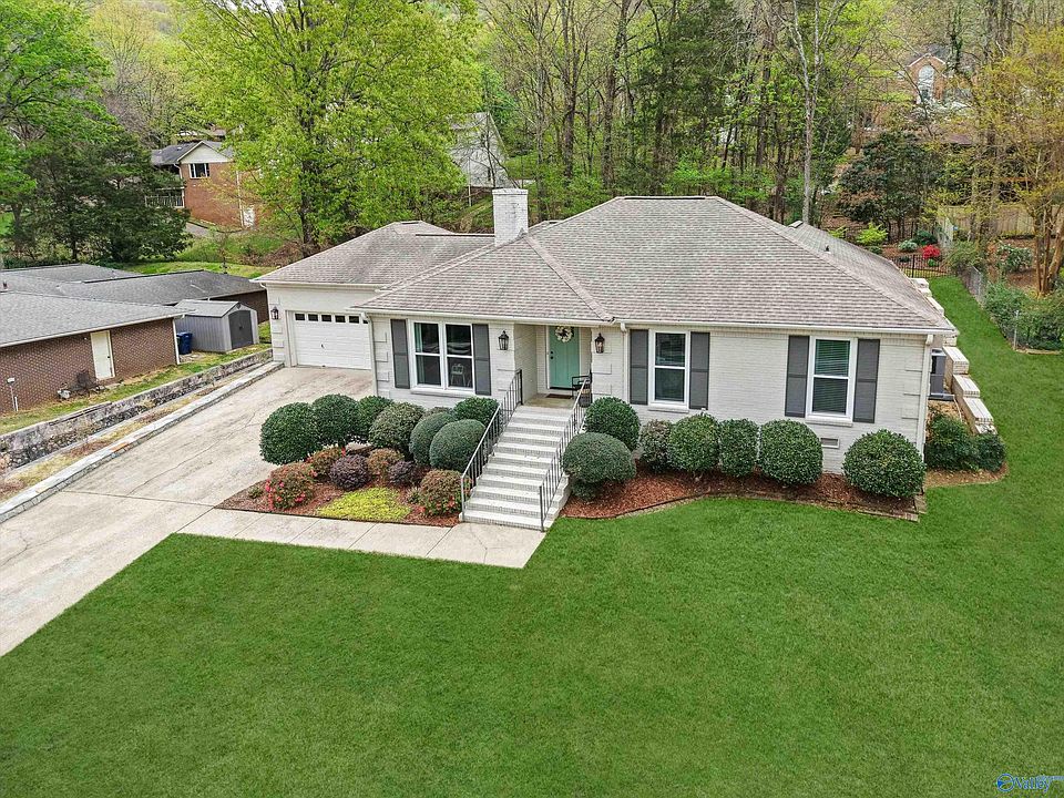 1st image of 7807 Valley Bend Dr SE