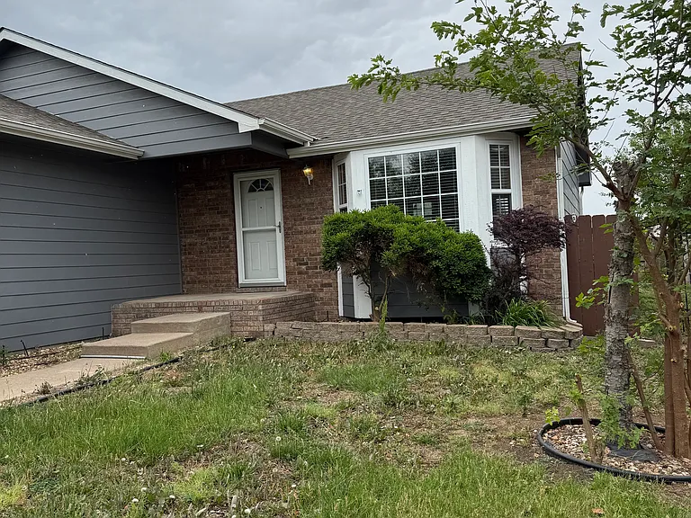 10805 E Bluestem Ct — Photo 2