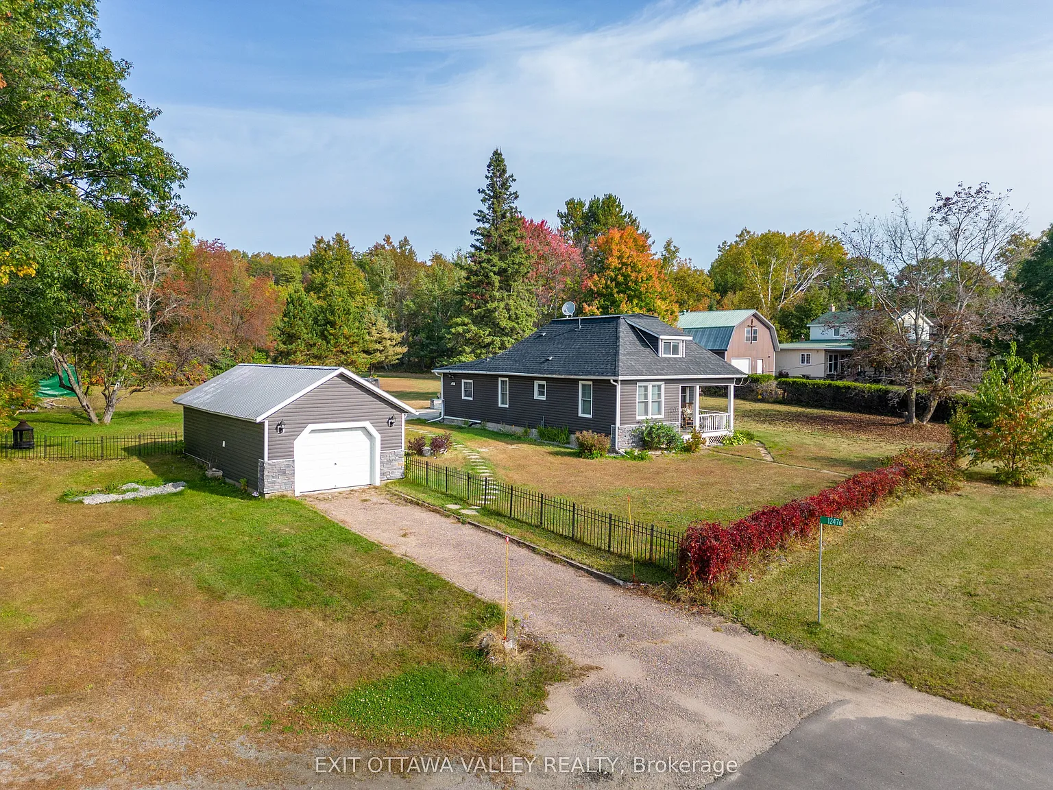 3 bed, $2,000 — Photo 1