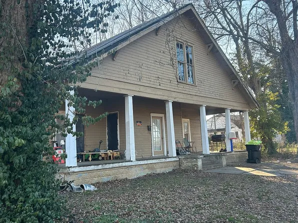 310 E Clay St, Clinton, KY 42031