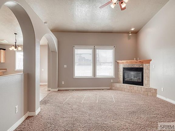 3rd image of 3638 Capstone Dr