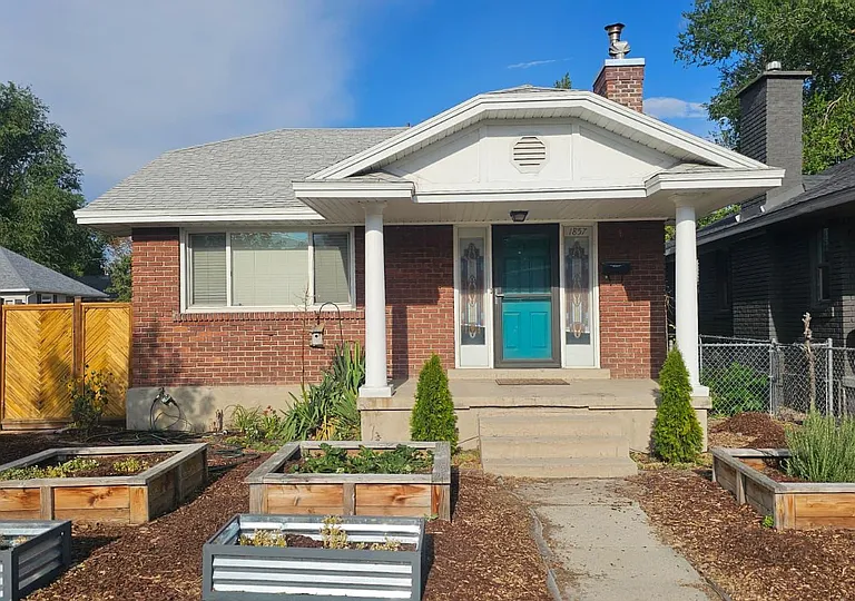 Front Yard with Raised Garden Beds - Easy Maintenance