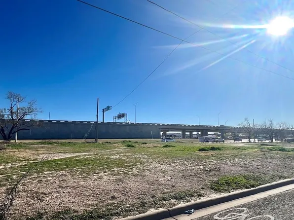 309 W 8th St #3-4-8, San Angelo, TX 76903