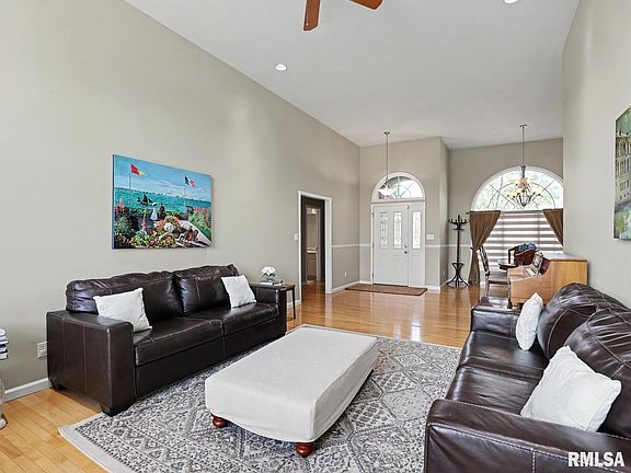 4th image of 4602 Covington Ln