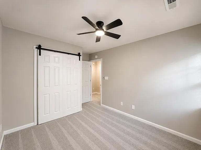 3730 Winborne Ln — Photo 6