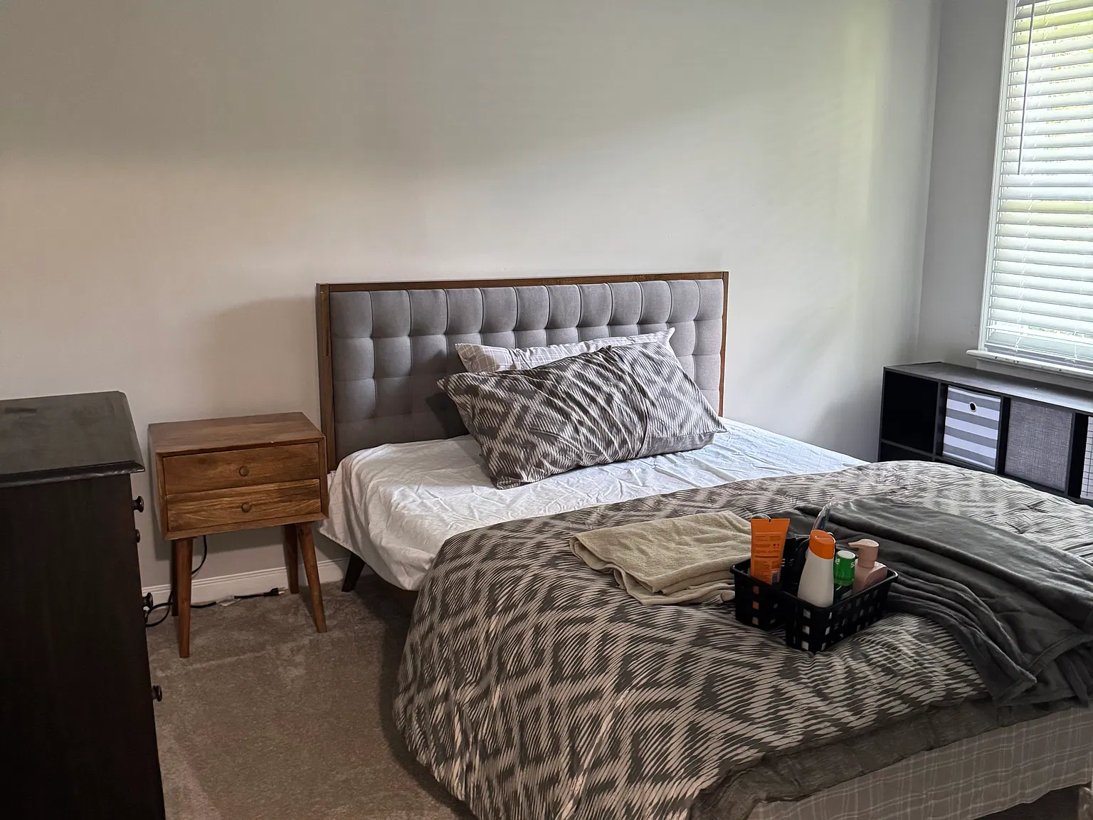 Studio, 1760 sqft, $2,600 — Photo 2