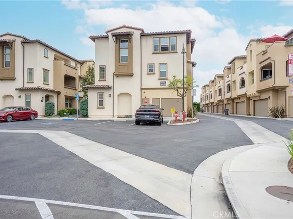 1220 W La Habra Blvd #303, La Habra, CA 90631