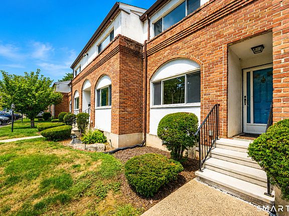 2nd image of 506 King Street #21