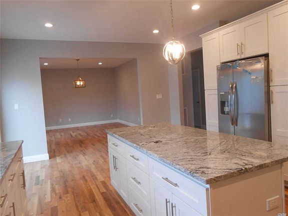 4th image of 411B Powells Ln