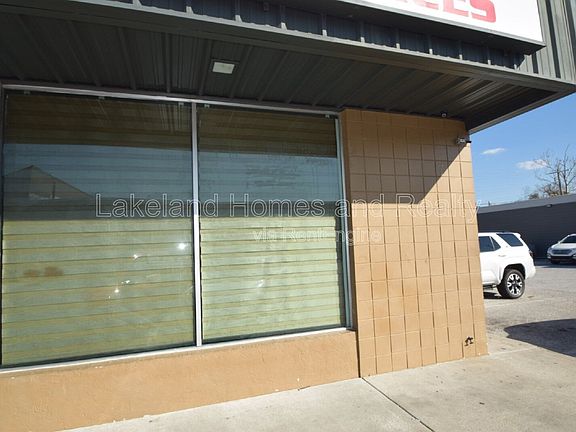 2nd image of 817 N Lake Parker Ave