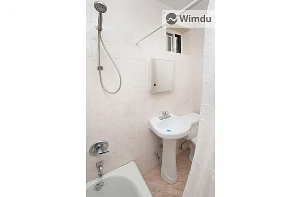 Rented by Atlas Real Estate New York | media 42