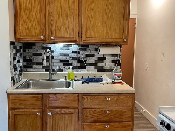 4th image of 117 Thorpe St #117.5