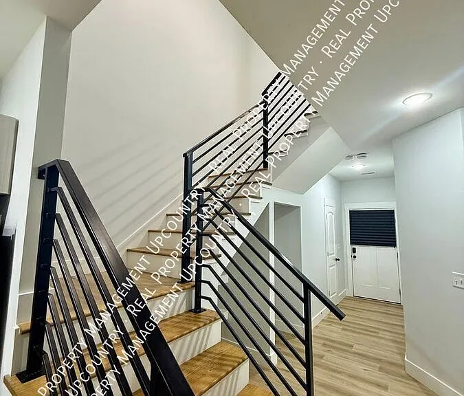 693 Neighborhood Rd — Photo 10