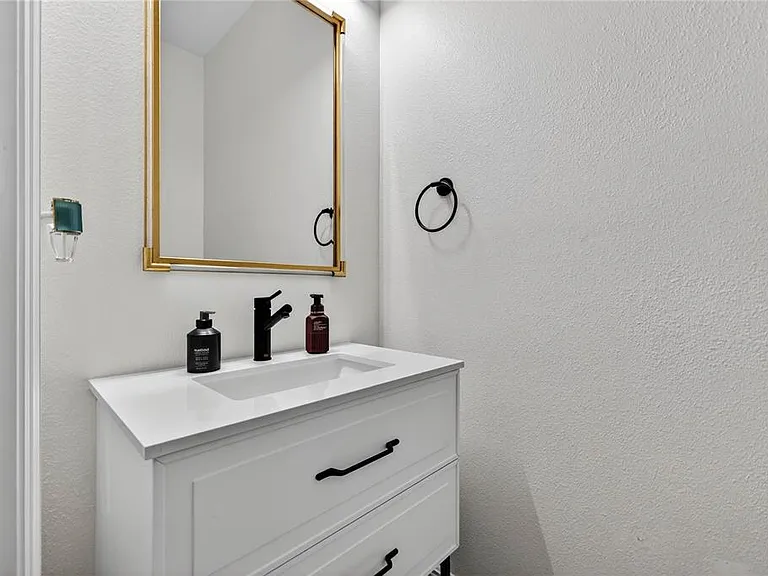 8128 Muddy Pines Pl — Photo 18
