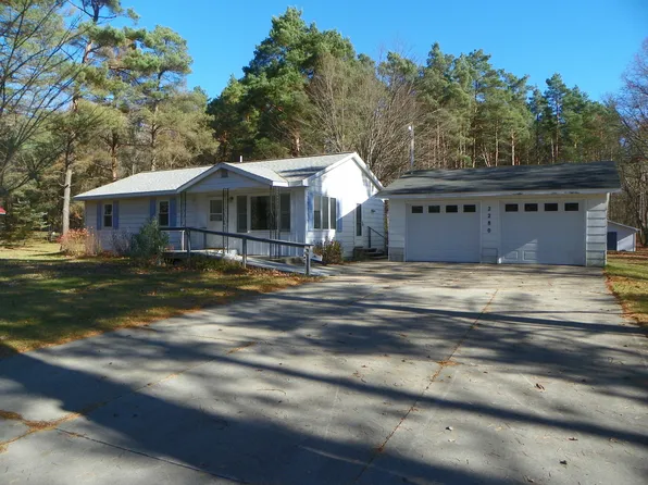 2280 N Coolidge Ave, Harrison, MI 48625