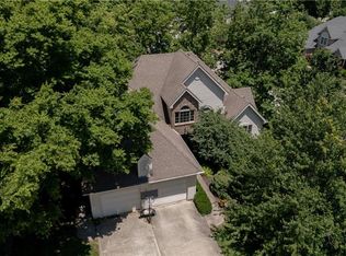 700 Deer Ridge Dr, Richmond, MO 64085