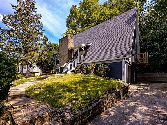 2nd image of 5819 Lake Michigan Dr