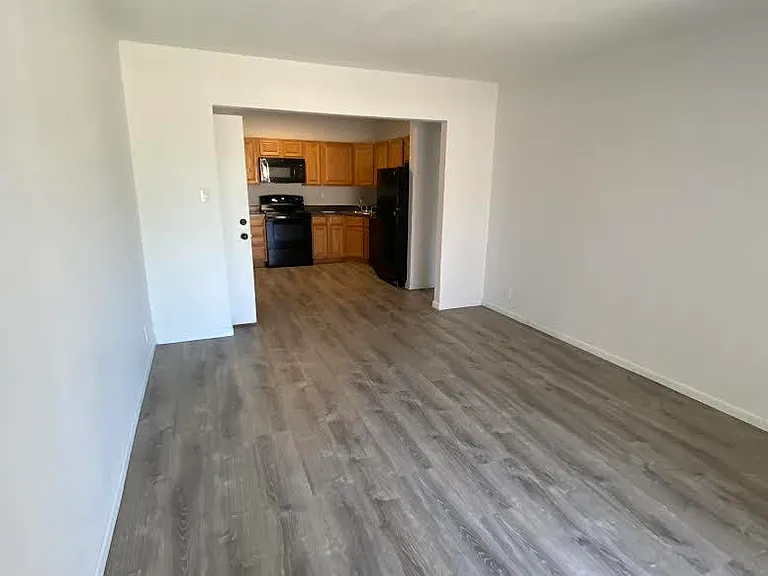 Parkhill Terrace Apartments — Photo 5