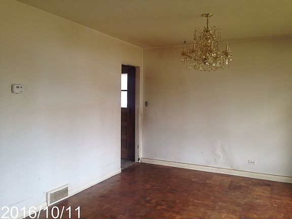 4th image of 4000 W Morse Ave