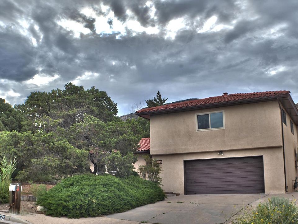 1st image of 4432 Glenwood Hills Dr NE