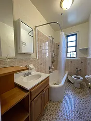 Rented by AYD Realty Inc
