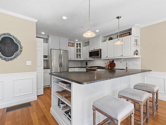 5th image of 114 Dudley Rd #114